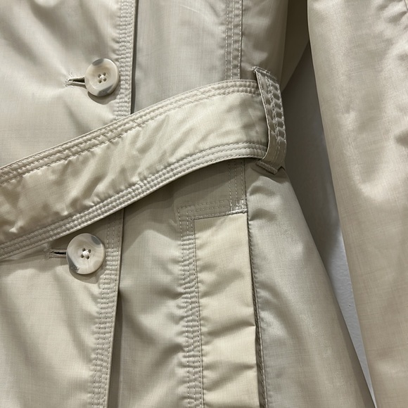 NWOT Denver Hayes raincoat - Picture 4 of 7